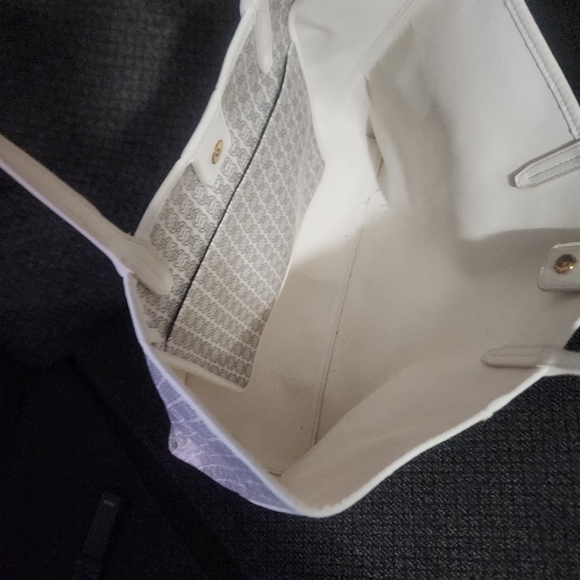 Tory Burch Gemini Tote - Picture 3 of 4